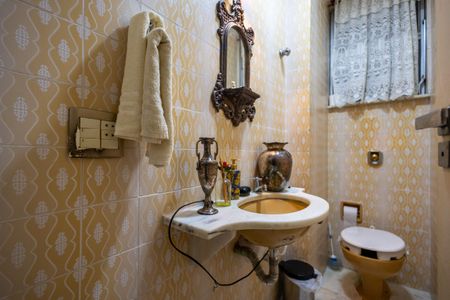 Apartamento à venda com 164m², 4 quartos e 3 vagasLavabo