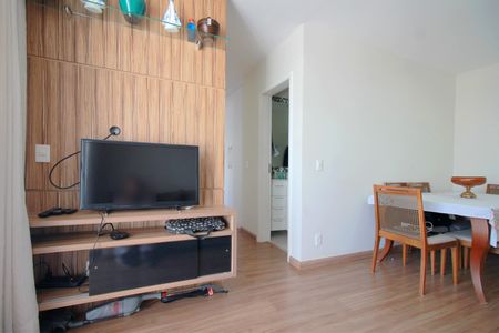Sala de apartamento à venda com 3 quartos, 70m² em Jardim Guanabara, Belo Horizonte