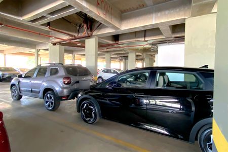 Apartamento à venda com 70m², 3 quartos e 2 vagas Apartamento à venda com 70m², 3 quartos e 2 vagasVagas