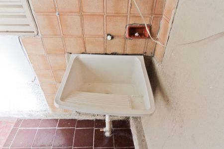 Casa à venda com 300m², 2 quartos e 4 vagas Casa à venda com 300m², 2 quartos e 4 vagasÁrea de Serviço