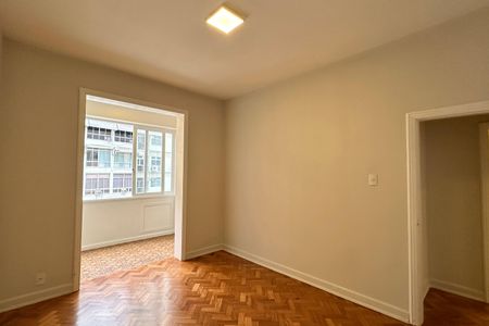 Apartamento à venda com 80m², 2 quartos e sem vagaQuarto 02