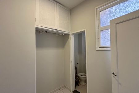 Apartamento à venda com 80m², 2 quartos e sem vagaQuarto de Serviço