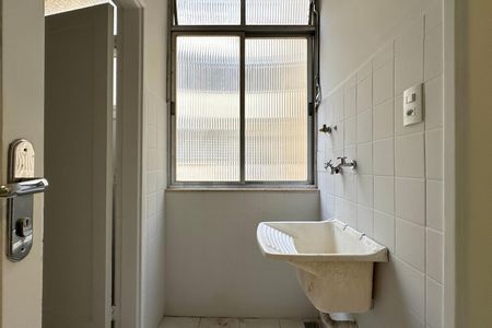 Apartamento à venda com 80m², 2 quartos e sem vagaÁrea de Serviço