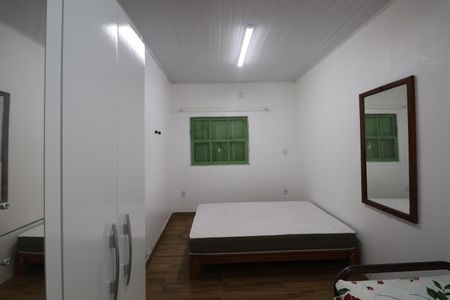 Quarto de casa para alugar com 1 quarto, 63m² em Igara, Canoas