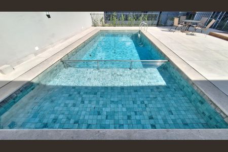 Apartamento para alugar com 63m², 2 quartos e 1 vagaÁrea comum - Piscina