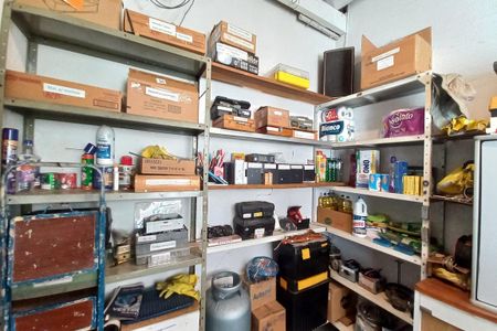 Casa para alugar com 328m², 3 quartos e 4 vagas Casa para alugar com 328m², 3 quartos e 4 vagasQuarto de Serviço