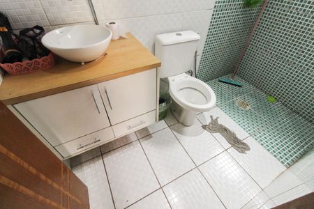 Apartamento à venda com 53m², 2 quartos e 1 vaga Apartamento à venda com 53m², 2 quartos e 1 vagaBanheiro