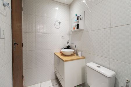 Apartamento à venda com 53m², 2 quartos e 1 vaga Apartamento à venda com 53m², 2 quartos e 1 vagaBanheiro