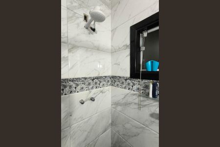 Casa de condomínio à venda com 129m², 3 quartos e 3 vagasBanheiro da Suíte