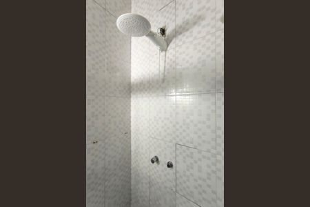 Casa de condomínio à venda com 129m², 3 quartos e 3 vagasBanheiro