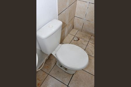 Casa para alugar com 90m², 2 quartos e 1 vaga Casa para alugar com 90m², 2 quartos e 1 vagaBanheiro