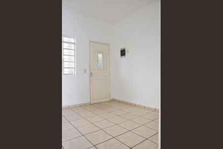 Casa para alugar com 90m², 2 quartos e 1 vaga Casa para alugar com 90m², 2 quartos e 1 vagaSala