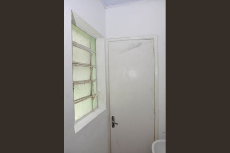 Casa para alugar com 90m², 2 quartos e 1 vaga Casa para alugar com 90m², 2 quartos e 1 vagaBanheiro