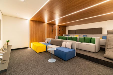 Apartamento à venda com 30m², 1 quarto e 1 vaga Apartamento à venda com 30m², 1 quarto e 1 vagaÁrea comum - Sala de Cinema