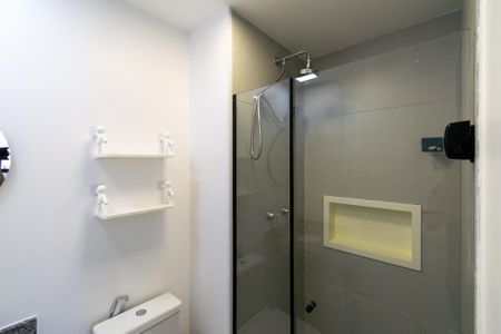 Apartamento à venda com 30m², 1 quarto e 1 vaga Apartamento à venda com 30m², 1 quarto e 1 vagaBanheiro Social
