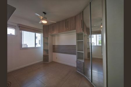 Apartamento à venda com 70m², 2 quartos e 1 vaga Apartamento à venda com 70m², 2 quartos e 1 vagaSuíte