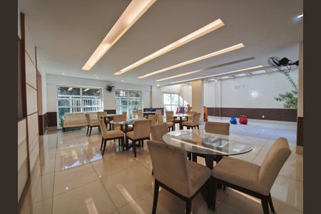 Apartamento à venda com 70m², 2 quartos e 1 vaga Apartamento à venda com 70m², 2 quartos e 1 vagaÁrea comum