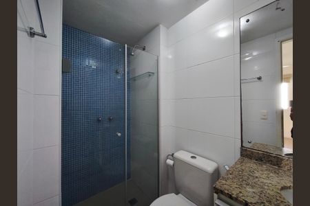 Apartamento à venda com 70m², 2 quartos e 1 vaga Apartamento à venda com 70m², 2 quartos e 1 vagaBanheiro da Suíte