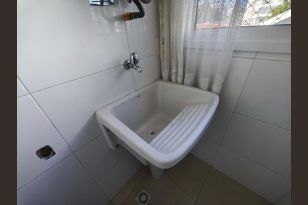 Apartamento à venda com 70m², 2 quartos e 1 vaga Apartamento à venda com 70m², 2 quartos e 1 vagaÁrea de Serviço