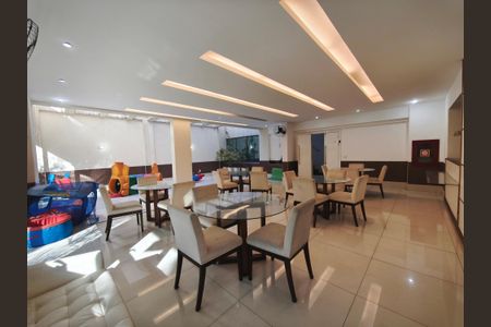 Apartamento à venda com 70m², 2 quartos e 1 vaga Apartamento à venda com 70m², 2 quartos e 1 vagaÁrea comum