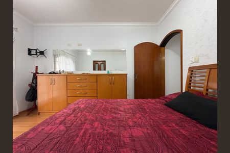 Casa à venda com 260m², 3 quartos e 3 vagas Casa à venda com 260m², 3 quartos e 3 vagasSuite