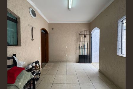 Casa à venda com 260m², 3 quartos e 3 vagas Casa à venda com 260m², 3 quartos e 3 vagasLavanderia