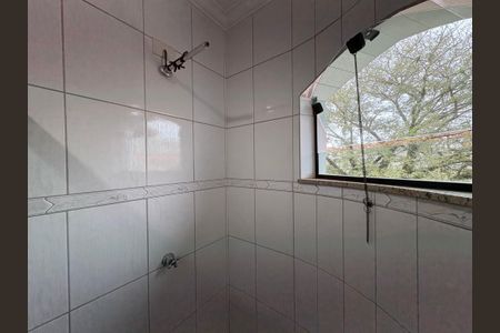 Casa à venda com 260m², 3 quartos e 3 vagas Casa à venda com 260m², 3 quartos e 3 vagasBanheiro da suíte