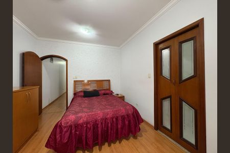 Casa à venda com 260m², 3 quartos e 3 vagas Casa à venda com 260m², 3 quartos e 3 vagasSuite