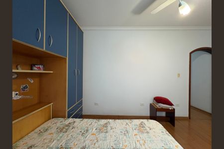 Casa à venda com 260m², 3 quartos e 3 vagas Casa à venda com 260m², 3 quartos e 3 vagasQuarto 2