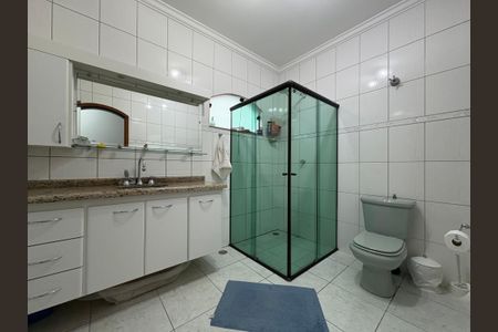 Casa à venda com 260m², 3 quartos e 3 vagas Casa à venda com 260m², 3 quartos e 3 vagasBanheiro