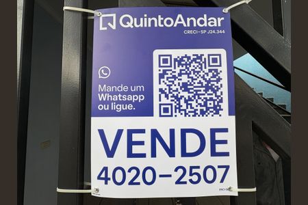 Casa à venda com 260m², 3 quartos e 3 vagas Casa à venda com 260m², 3 quartos e 3 vagasPlaquinha