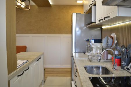 Apartamento à venda com 56m², 2 quartos e 1 vagaCozinha