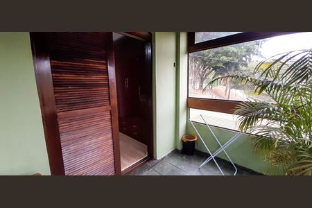 Casa à venda com 219m², 3 quartos e 2 vagasVaranda da Suíte