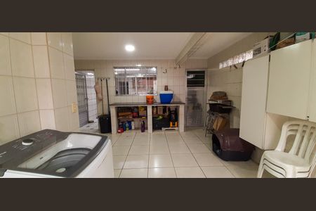 Casa à venda com 219m², 3 quartos e 2 vagasÁrea de Serviço