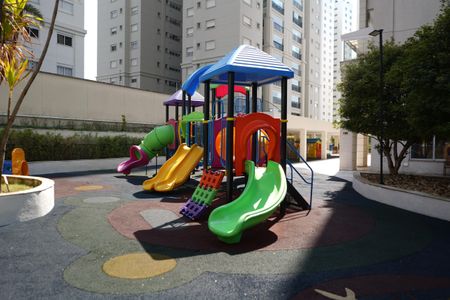 Apartamento para alugar com 149m², 3 quartos e 2 vagasPlayground