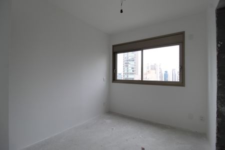 Apartamento à venda com 151m², 3 quartos e 2 vagasSuíte 2