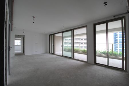 Apartamento à venda com 151m², 3 quartos e 2 vagasSala/Cozinha