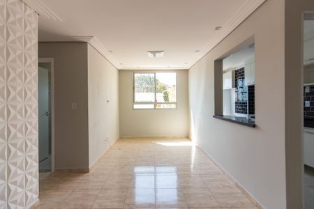 Sala de apartamento para alugar com 2 quartos, 52m² em Jardim Roberto, Osasco