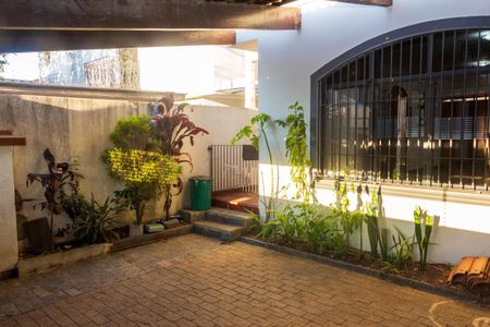 Casa à venda com 175m², 4 quartos e 2 vagasGaragem