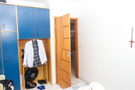 Casa à venda com 175m², 4 quartos e 2 vagasQuarto 1