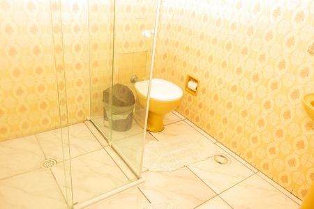 Casa à venda com 175m², 4 quartos e 2 vagasBanheiro da Suíte