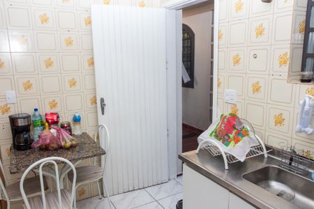 Casa à venda com 175m², 4 quartos e 2 vagasCozinha