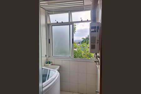 Apartamento à venda com 115m², 3 quartos e 1 vagaÁrea de Serviço