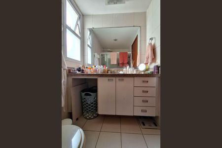 Apartamento à venda com 115m², 3 quartos e 1 vagaBanheiro da Suíte 