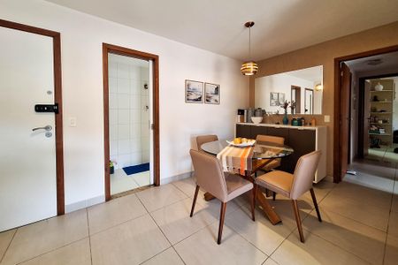 Apartamento à venda com 115m², 3 quartos e 1 vagaSala