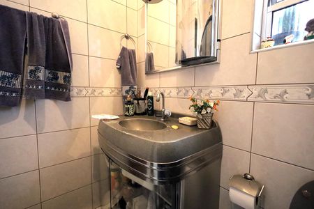 Casa à venda com 500m², 4 quartos e 3 vagasBanheiro 