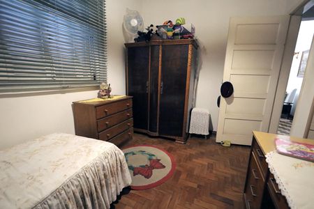 Casa à venda com 500m², 4 quartos e 3 vagasQuarto 1