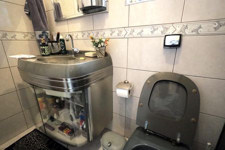 Casa à venda com 500m², 4 quartos e 3 vagasBanheiro 