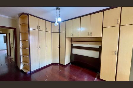 Casa para alugar com 145m², 3 quartos e 4 vagas Casa para alugar com 145m², 3 quartos e 4 vagasQuarto 1