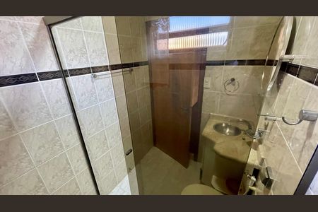 Casa para alugar com 145m², 3 quartos e 4 vagas Casa para alugar com 145m², 3 quartos e 4 vagasBanheiro 2